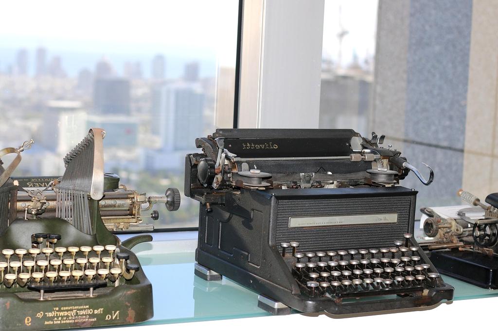 Hukuki hizmetlerimiz ofis ve danışmanlık